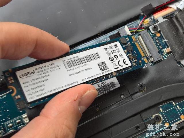 固态硬盘该怎么选？阅读本文让你从SSD小白变老鸟
