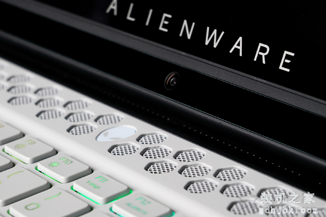 ALIENWARE AREA-51M 2020版评测