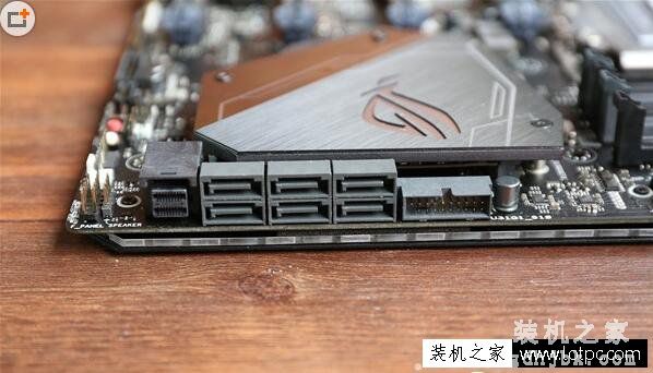 AMD Ryzen ThreadRipper 1950X搭配什么主板和显卡比较好呢？