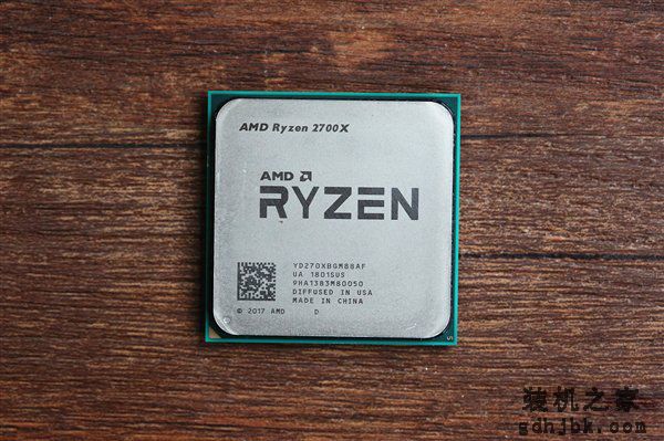 AMD二代锐龙Ryzen7 2700X内置核显吗 R7-2700/2700X要搭配显卡吗？