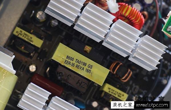 怎样判断电脑电源质量好坏？装机之家教你判断电源用料是否缩水