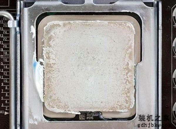 CPU硅脂有什么作用？CPU硅脂可以用牙膏代替吗？不涂硅脂可以吗？