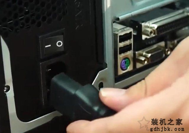 怎么测试电脑电源好坏？装机之家教您如何检测电脑电源是否坏了