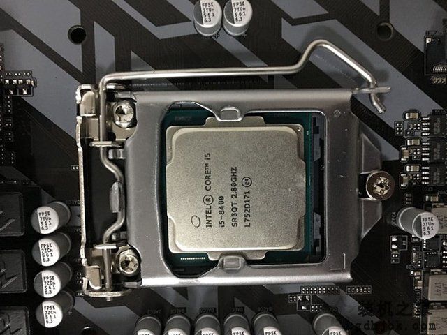 自己组装电脑教程：DIY小白装机最新最详细的台式电脑组装教程图解