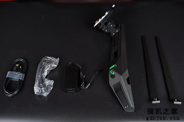 蚂蚁电竞战煌（ANT32VQC）新品显示器开箱入手体验！