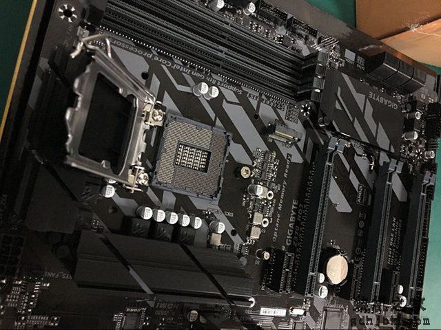 自己组装电脑教程：DIY小白装机最新最详细的台式电脑组装教程图解