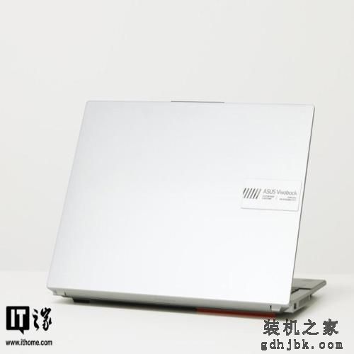 华硕无畏15i 2023评测：长续航 + 好屏幕的超能轻薄本