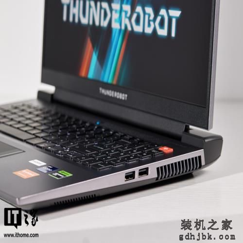 雷神 ZERO 2023 游戏本评测：生产力游戏兼备，开学购机推荐