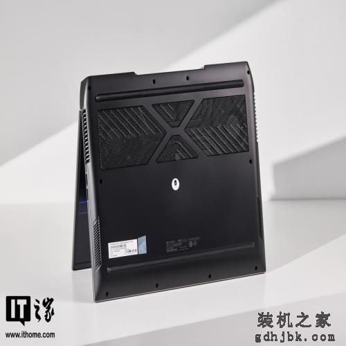 雷神 ZERO 2023 游戏本评测：生产力游戏兼备，开学购机推荐