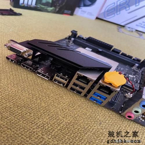 首发502美元的酷睿I7-12700H跌破1000元！移动CPU竟比桌面贵$129