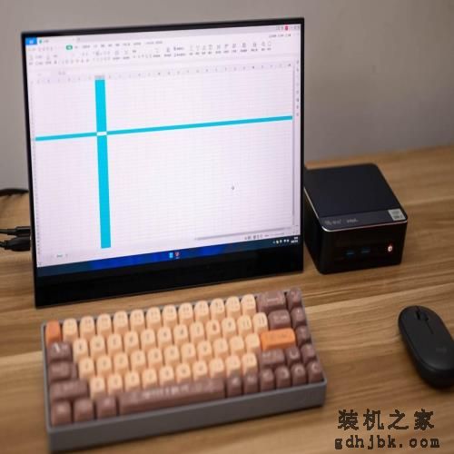 巴掌大的主机？居然还是i7处理器！零刻SEi 10体验到底如何