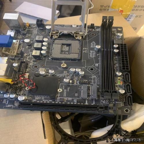300元英特尔8代酷睿I7处理器，解锁限制后性能爆发严重低估