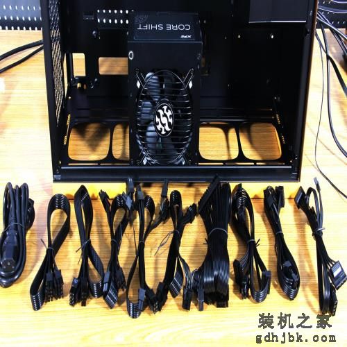 2022年底组装电脑主机配置推荐，可定制电脑配置成热门首选