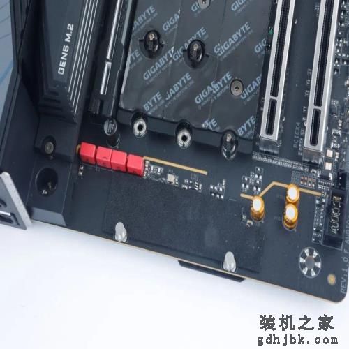 核心多4颗，还能超6.0GHz！进步最大的酷睿i7-14700K处理器首测