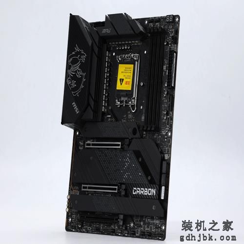 处理器5GHz+时代开启，英特尔13代酷睿i7-13700K处理器测评分享