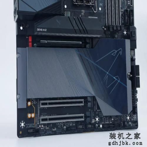 核心多4颗，还能超6.0GHz！进步最大的酷睿i7-14700K处理器首测