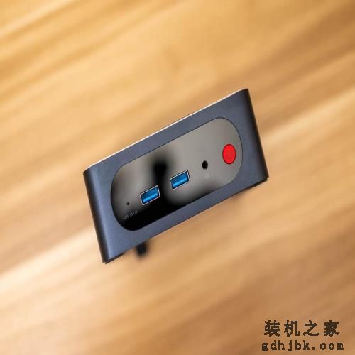 巴掌大的主机？居然还是i7处理器！零刻SEi 10体验到底如何
