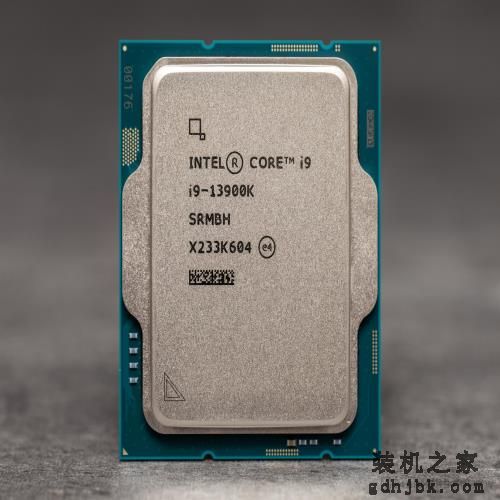 Core i7-13700K VS Core i9-13900K，游戏性能差异有多大？实测出炉