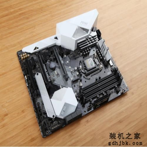 处理器免费升级“i7级”，是奸商的惯用套路，反向升级，最为致命