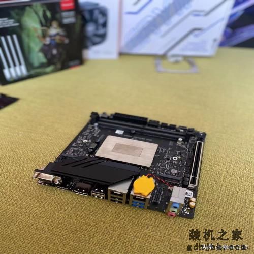 首发502美元的酷睿I7-12700H跌破1000元！移动CPU竟比桌面贵$129