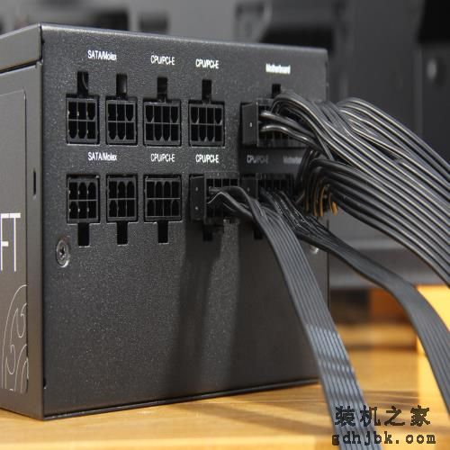2022年底组装电脑主机配置推荐，可定制电脑配置成热门首选