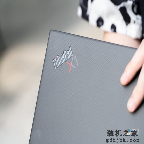 两大旗舰轻薄商务本对决：ThinkPad靠十二代酷睿逆袭？