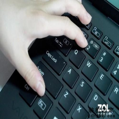 999克全碳纤维机身 VAIO Z 2021旗舰商务本评测