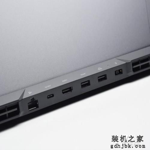 谁最值得买?8款热门游戏本横评 谁最值得买?8款热门游戏本横评
