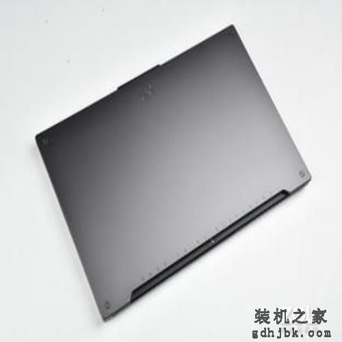 谁最值得买?8款热门游戏本横评 谁最值得买?8款热门游戏本横评