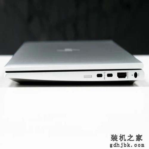 聊一款扩展性强+性能激进的商务本
