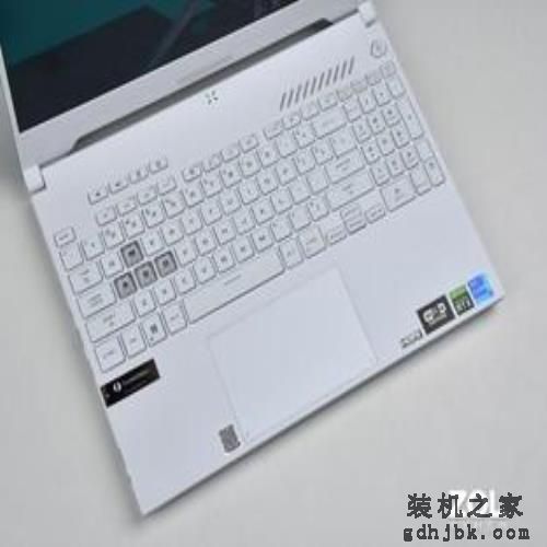 谁最值得买?8款热门游戏本横评 谁最值得买?8款热门游戏本横评