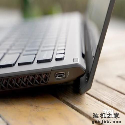 999克全碳纤维机身 VAIO Z 2021旗舰商务本评测