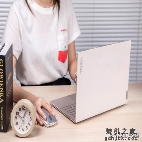 万元级轻薄本评测，高端商务本中的天花板