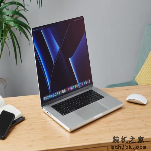 2023年“最佳商务笔记本”排名：性能给力+轻便易携，选谁都不错