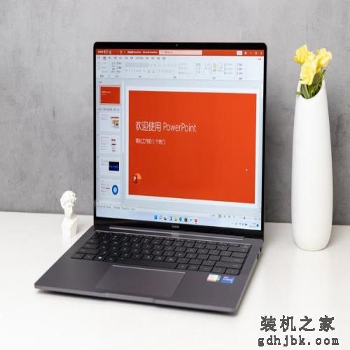 荣耀MagicBook V 14 2022评测：体验更智能的旗舰商务本