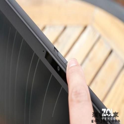 999克全碳纤维机身 VAIO Z 2021旗舰商务本评测