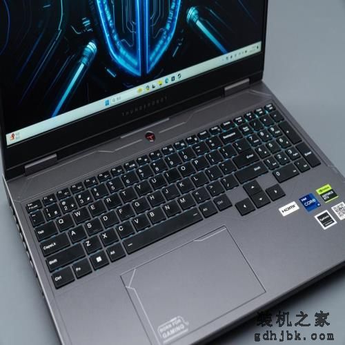 值得推荐的低噪声顶级处理器游戏本：雷神猎刃16测评