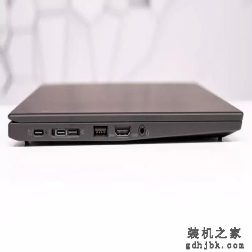 聊一款屏幕素质极高的旗舰级商务本