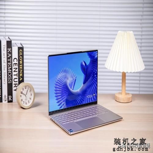 万元级轻薄本评测，高端商务本中的天花板