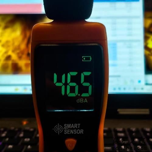 值得推荐的低噪声顶级处理器游戏本：雷神猎刃16测评