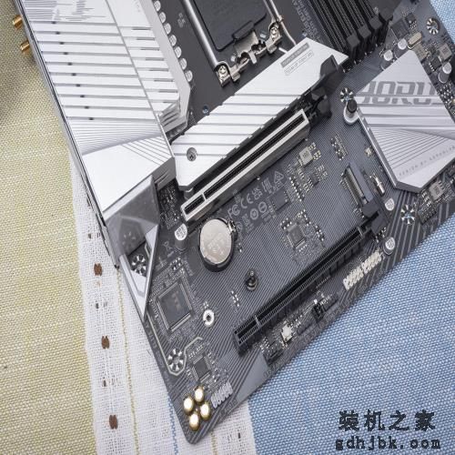 深度回顾，从初代到13代，游戏麒麟酷睿i5被钟爱之谜