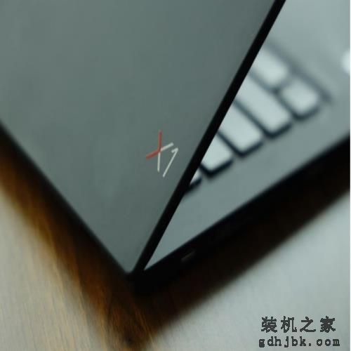 盘点高颜值的5款笔记本：顶配游戏本性能炸裂，这款外观深得我心