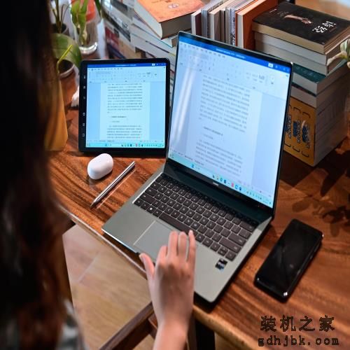 开学季激战，商务风笔记本如何选？华为ThinkPad两本不足4600元