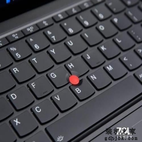 搭载深度定制版锐龙7 Pro 6860Z ThinkPad Z13商务本体验 搭载深度定制版锐龙7 Pro 6860Z ThinkPad Z13商务本体验