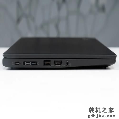 聊一款我最喜欢的商务<a href=http://www.gdhjbk.com/tags-8040-0.html target=_blank class=infotextkey>轻薄本</a>