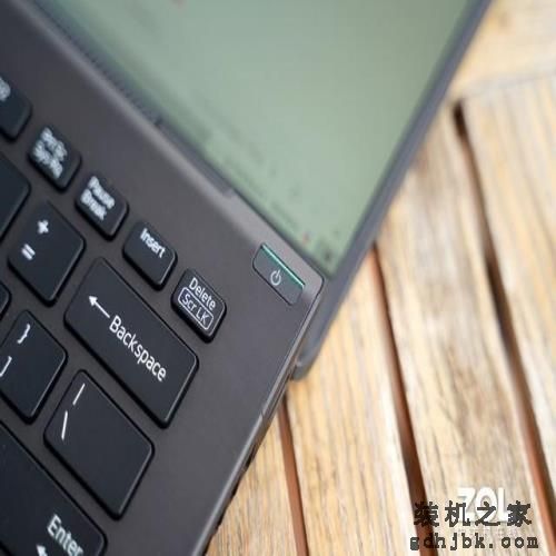 999克全碳纤维机身 VAIO Z 2021旗舰商务本评测