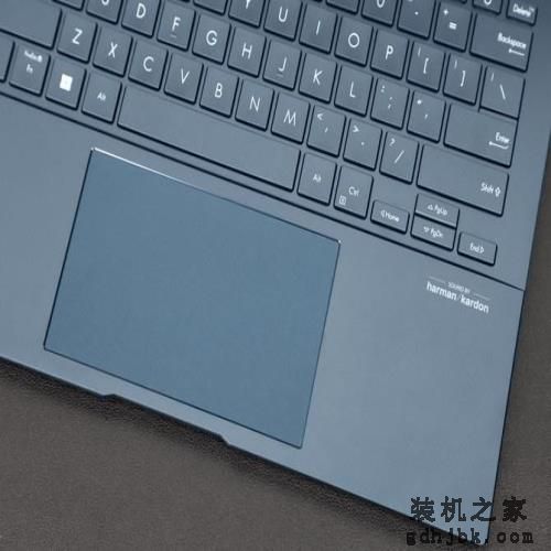 首搭酷睿Ultra处理器，便携长续航，灵耀14 2024商务办公本评测