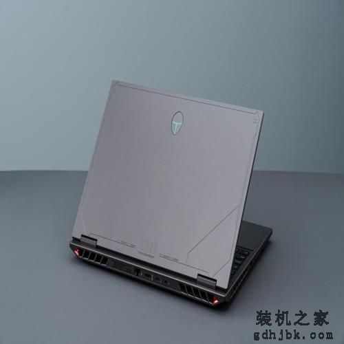值得推荐的低噪声顶级处理器游戏本：雷神猎刃16测评