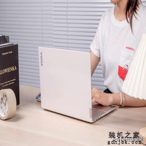 万元级轻薄本评测，高端商务本中的天花板