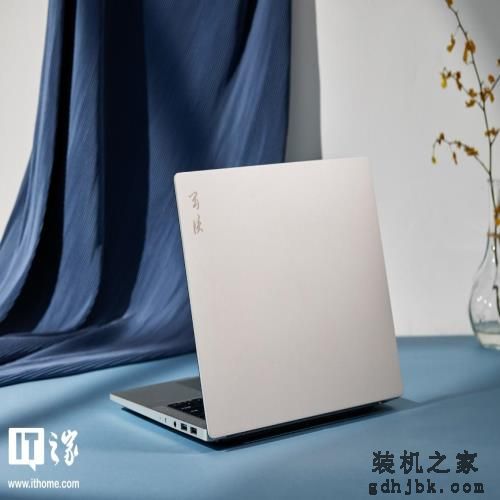 玄派侠氪商务轻薄本评测：定制BIM全面屏，内置无线蓝牙耳机